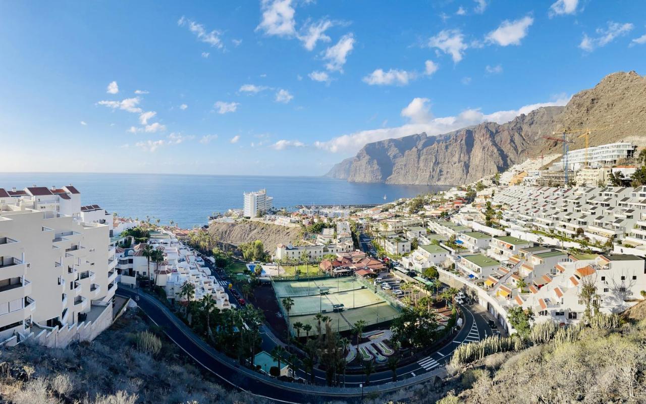 Amazing Duplex With Large Terrace And Sea Views Daire Puerto de Santiago  Dış mekan fotoğraf