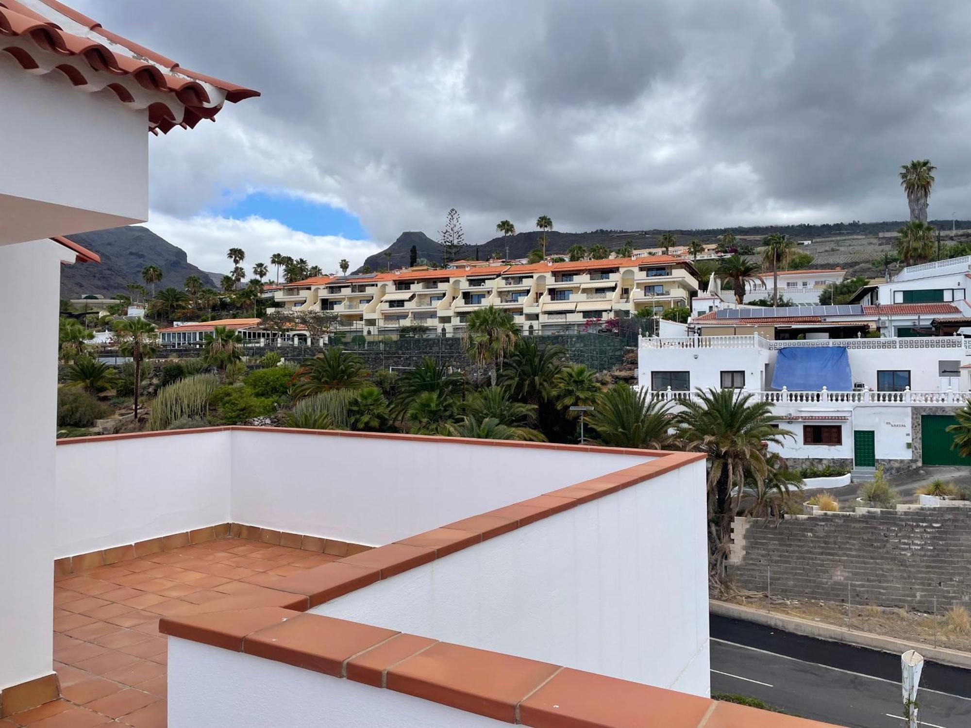 Amazing Duplex With Large Terrace And Sea Views Daire Puerto de Santiago  Dış mekan fotoğraf